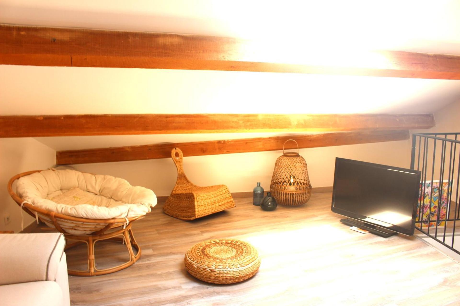 Joli Appartement Avec Balcon Au Coeur De Forcalquier Zewnętrze zdjęcie